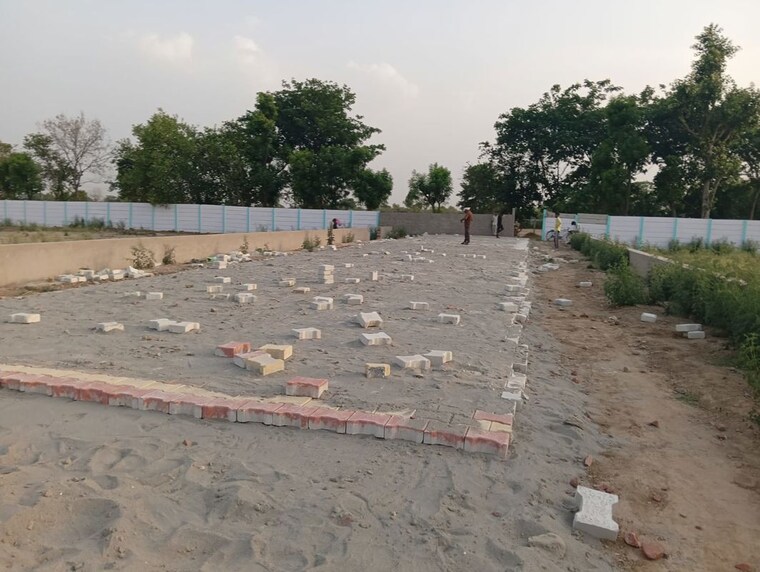 undefined, gwalior road  100 Sq.Yd. Plot In Gwalior Road Agra 10362390