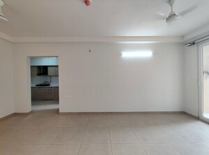Room in  Apartment at Bhartiya Nikoo Homes Phase 2, Thanisandra Main Road – for Rent