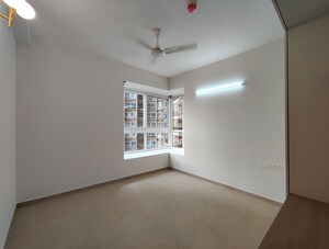 Room in  Apartment at Bhartiya Nikoo Homes Phase 2, Thanisandra Main Road – for Rent
