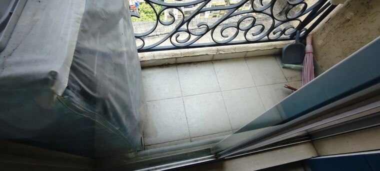 Balcony, hiranandani-estate 2.5 Bedroom 1060 Sq.Ft. Apartment In Ghodbunder Road Thane 10362425