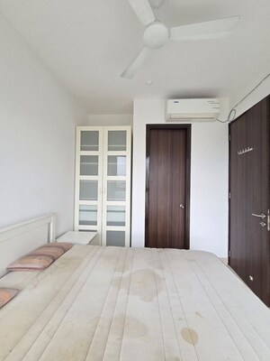 Room in 2 BHK Apartment at Nahar Amrit Shakti, Chandivali – for Sale