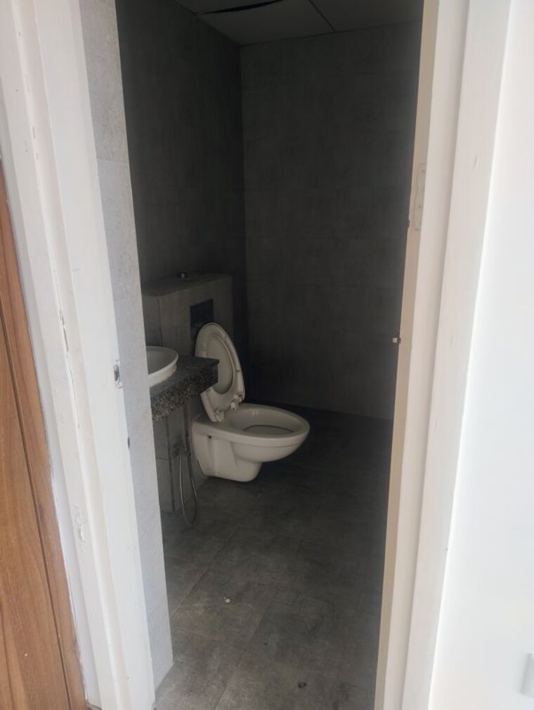 Bathroom, mapsko-mount-ville 3 Bedroom 1490 Sq.Ft. Apartment In Sector 79 Gurgaon 10362424