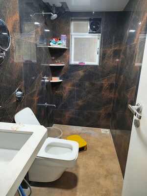 Furnished Amenities in 3 BHK Apartment at Sterling Court, Andheri East – for Rent