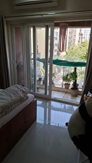 Bedroom in 2 BHK Apartment at RNA Continental, Chembur – for Rent