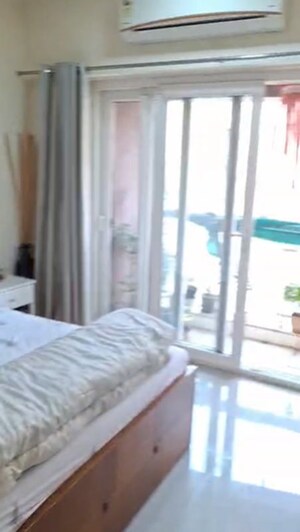 Bedroom in 2 BHK Apartment at RNA Continental, Chembur – for Rent