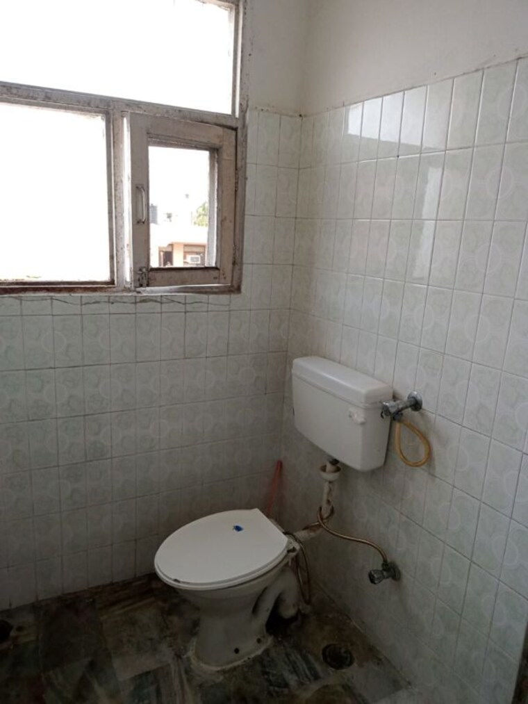 Bathroom, sector 5 2 Bedroom 1500 Sq.Ft. Independent House In Sector 5 Panchkula 10362474