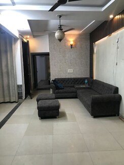 2 BHK + Study Room Builder Floor For Rent in Milton Tower