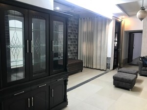 Living Room in 2 BHK Builder Floor at Milton Tower, Vip Road – for Rent