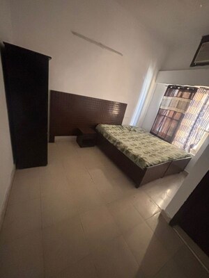 4 BHK Apartment For Rent in Sector 50