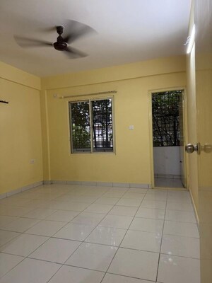 Room in 2 BHK Apartment at Ittina Shivas, Sarjapur Road – for Rent