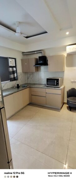 2 BHK Builder Floor For Rent in Suncity Vatsal Valley