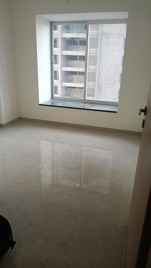 Room in 2 BHK Apartment at RGS Forte, Wakad – for Rent