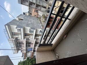 1 RK Builder Floor For Rent in Dlf City Phase 3
