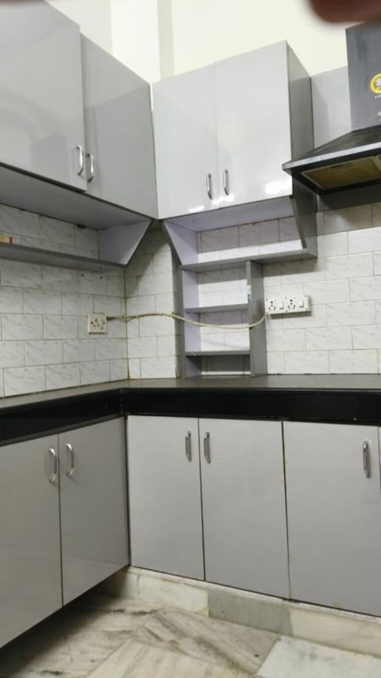 Kitchen, lajpat nagar 4 3 Bedroom 1125 Sq.Ft. Builder Floor In Lajpat Nagar 4 Delhi 10362547