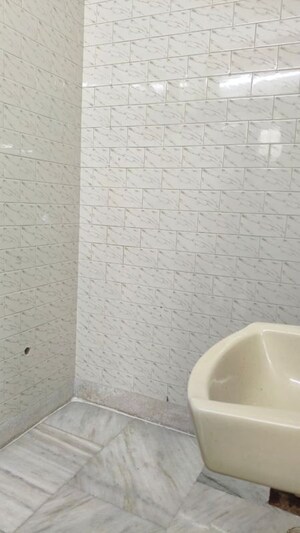 Bathroom in 3 BHK Builder Floor at Lajpat Nagar 4 – for Rent