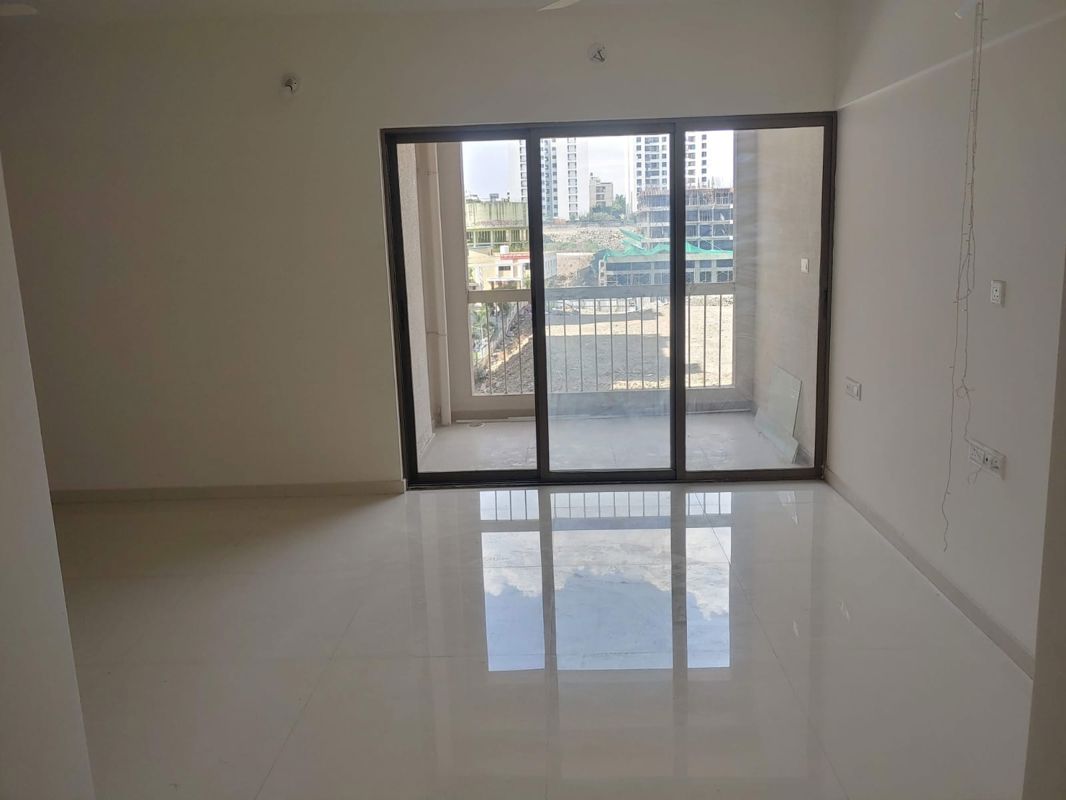 2 BHK 1100 Sq.Ft. Apartment in Chaphalkar Elina Living