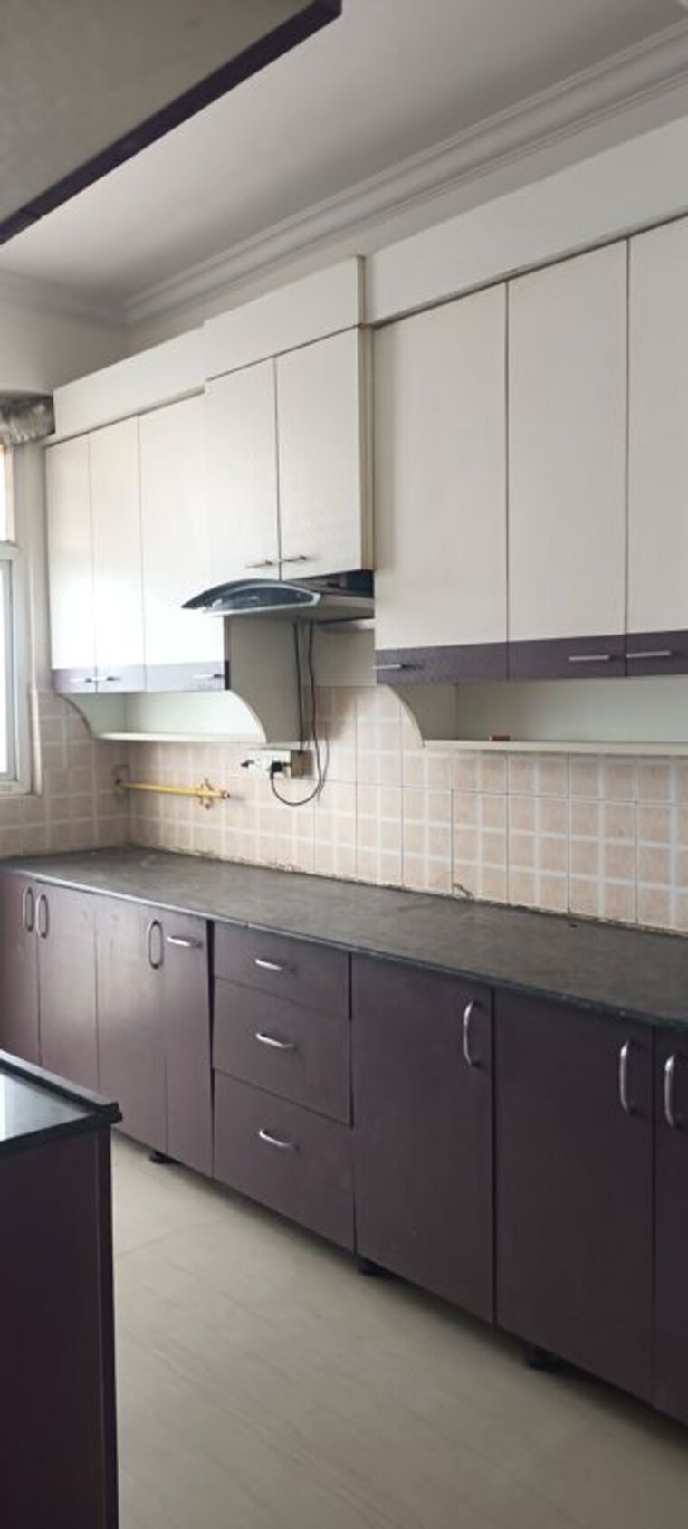 Kitchen, saviour-greenisle 3 Bedroom 1600 Sq.Ft. Apartment In Sain Vihar Ghaziabad 10362556