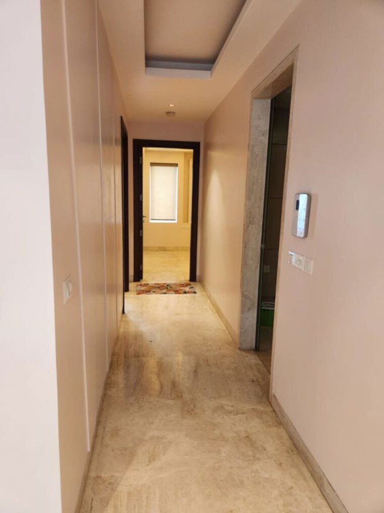 undefined, east of kailash 6+ Bedroom 4500 Sq.Ft. Independent House In East Of Kailash Delhi 10362558
