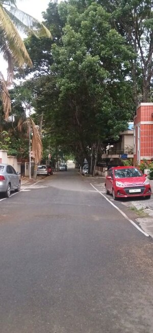 Parking in 6+ BHK Builder Floor at Banashankari – for Sale