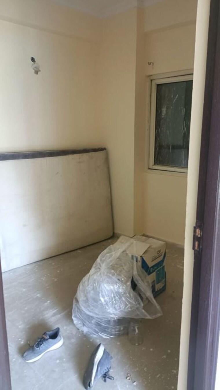 Bathroom, aims-golf-city 2 Bedroom 950 Sq.Ft. Apartment In Sector 75 Noida 10362568