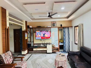 Bedroom in 3 BHK Builder Floor at Madhapur – for Rent
