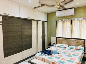 Bedroom in 3 BHK Builder Floor at Madhapur – for Rent