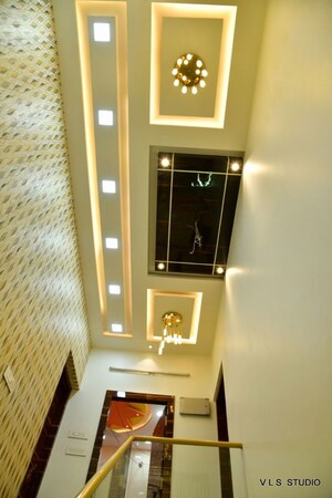 Furnished Amenities in 5 BHK Builder Floor at Btm Layout 1 – for Rent