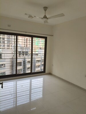Room in 2 BHK Apartment at Acme Ozone, Manpada – for Rent