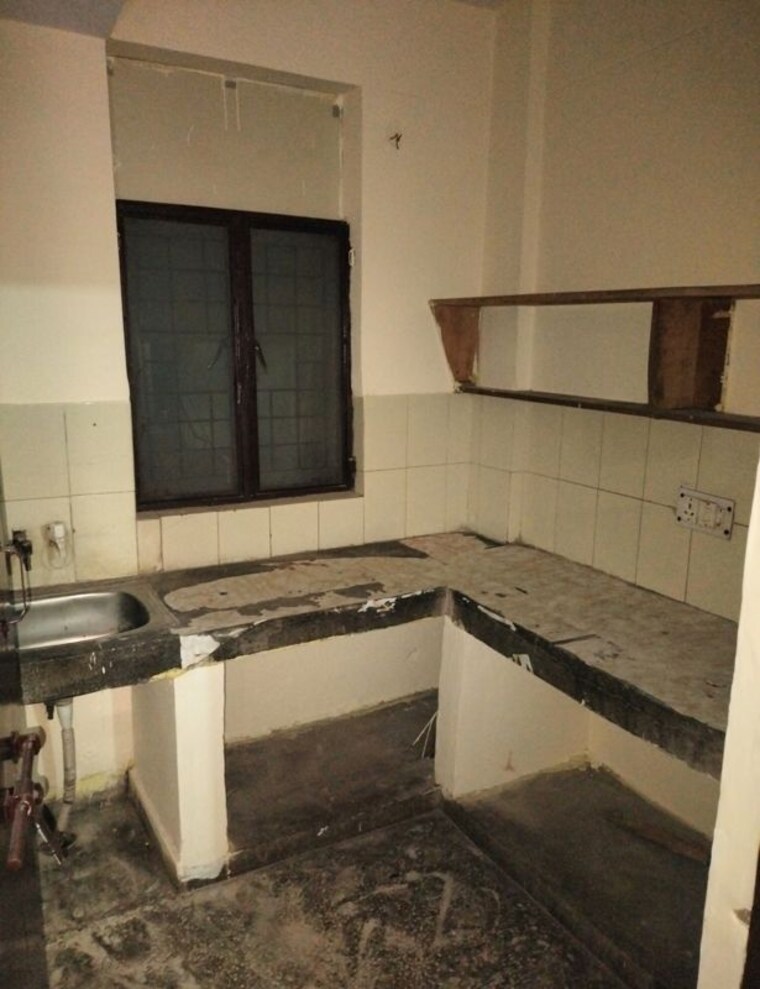 Kitchen, mahadev-apartments-noida 1 RK 405 Sq.Ft. Apartment In Sector 73 Noida 10362663