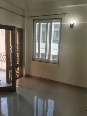 Room in 3 BHK Builder Floor at Kalkaji – for Rent