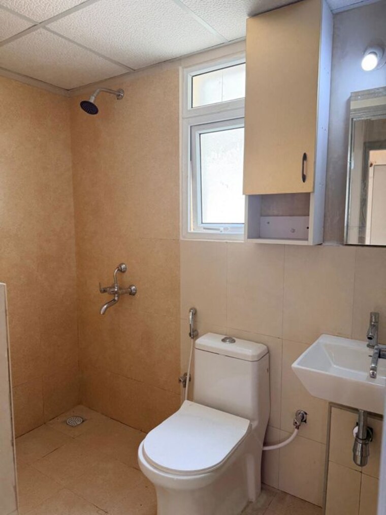 Bathroom, prestige-primrose-hills-phase-ii 2 Bedroom 1000 Sq.Ft. Apartment In Banashankari 6th Stage Bangalore 10362684