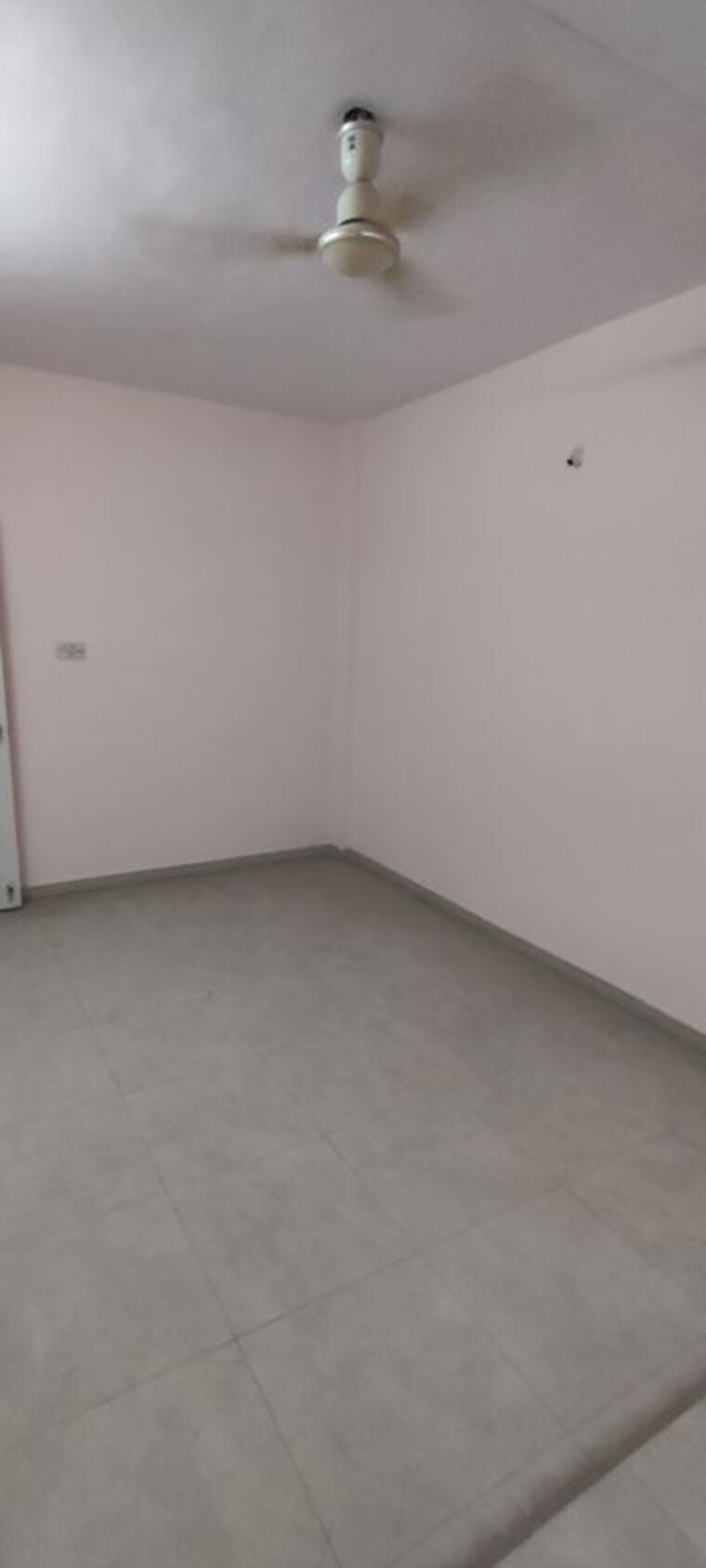 Room, kandivali west 1 Bedroom 655 Sq.Ft. Apartment In Kandivali West Mumbai 10362673