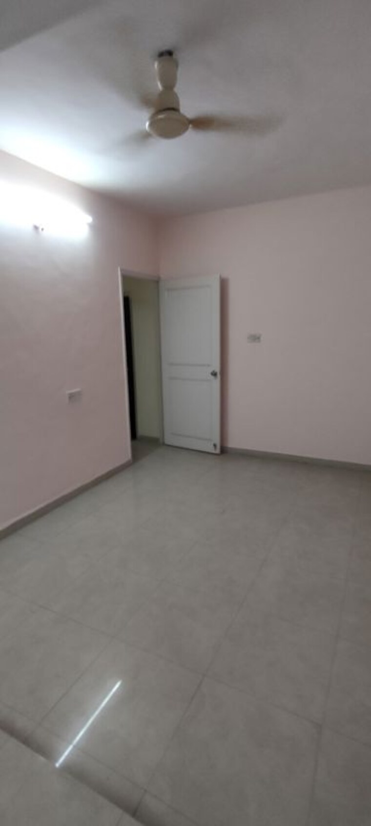 Room, kandivali west 1 Bedroom 655 Sq.Ft. Apartment In Kandivali West Mumbai 10362673