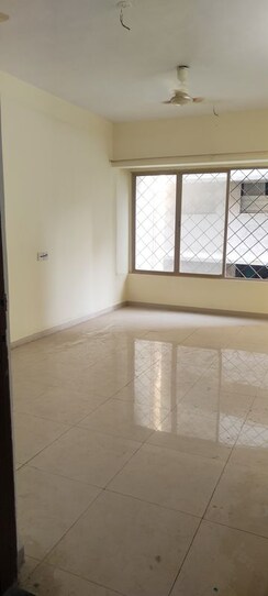 1 BHK Apartment For Sale in Kandivali West