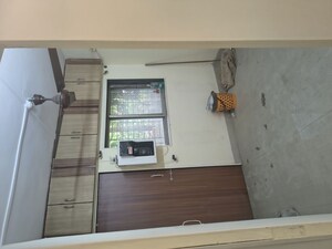 Furnished Amenities in 1 RK Villa at Kurla – for Rent