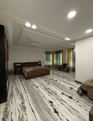 Bedroom in 6+ BHK Apartment at Sandesh Nagar – for Rent