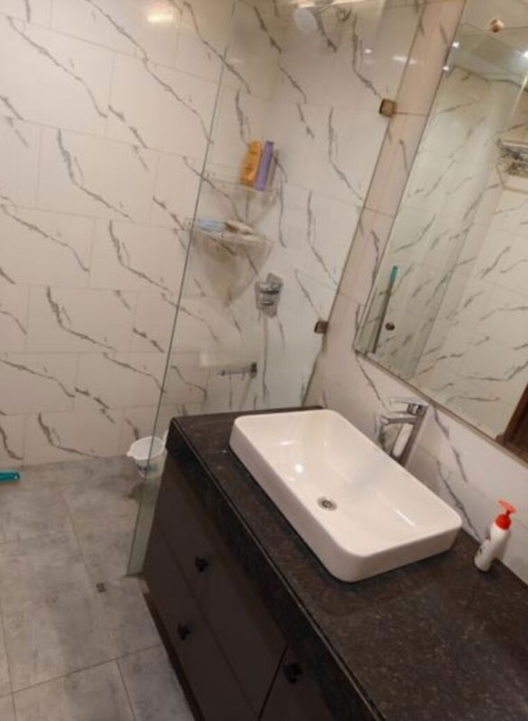 Bathroom, experion-capital 3 Bedroom 1198 Sq.Ft. Apartment In Gomti Nagar Lucknow 10362708