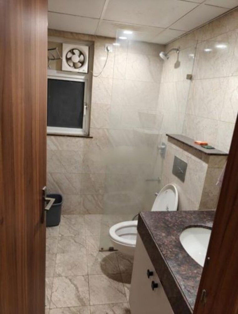 Bathroom, experion-capital 3 Bedroom 1198 Sq.Ft. Apartment In Gomti Nagar Lucknow 10362708