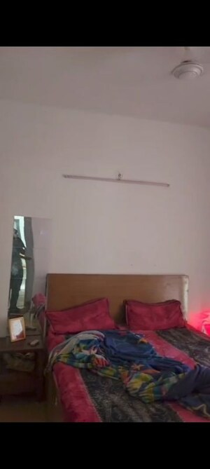 Furnished Amenities in 2 BHK Apartment at Jaypee Greens Kosmos, Sector 134 – for Rent