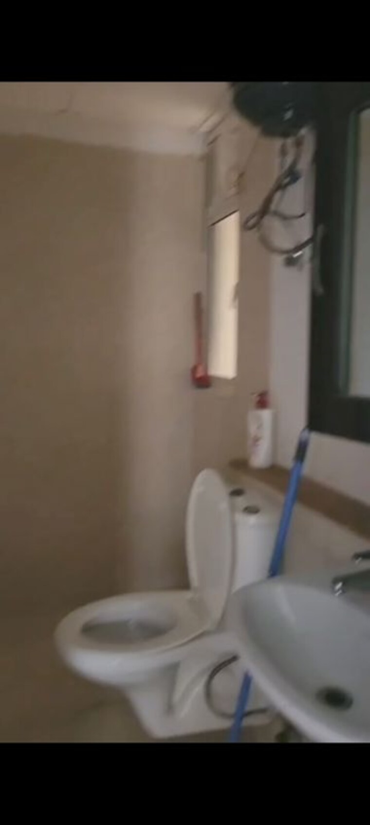 Bathroom, jaypee-greens-kosmos 2 Bedroom 940 Sq.Ft. Apartment In Sector 134 Noida 10362714