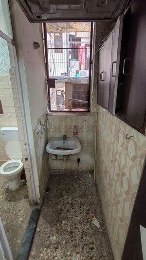 Bathroom in 2 BHK Builder Floor at Malviya Nagar – for Rent