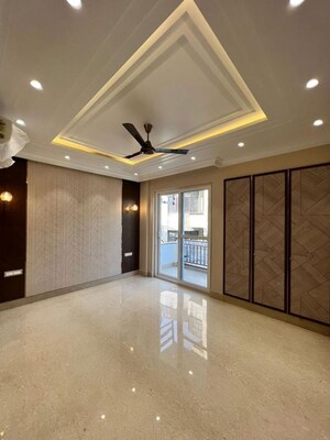 Room in 1 BHK Apartment at Iris CHS, Kasarvadavali – for Rent