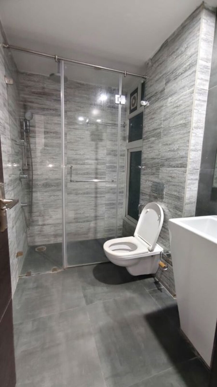 Bathroom, raunak-108 1 Bedroom 450 Sq.Ft. Apartment In Kasarvadavali Thane 10362744