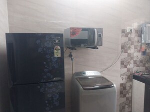 Furnished Amenities in 1 BHK Apartment at Raunak 108, Kasarvadavali – for Rent