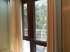 Furnished Amenities in 3 BHK Builder Floor at Sarita Vihar – for Sale