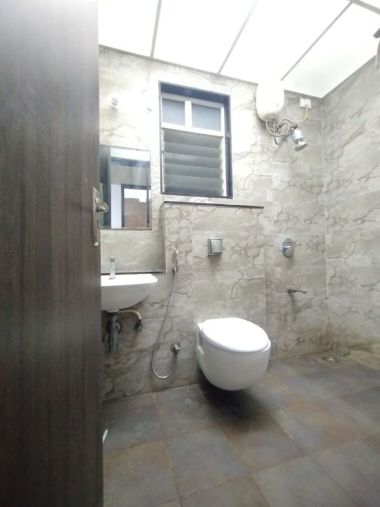 Bathroom, anand-yog-society 2 Bedroom 980 Sq.Ft. Apartment In Viman Nagar Pune 10362755