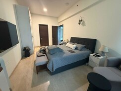 4 BHK + Servant Room,Extra Room Apartment For Rent in Raheja Imperia