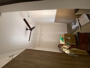 Room in 2.5 BHK Apartment at Amrapali Leisure Park, Amrapali Leisure Valley – for Rent