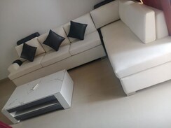 2.5 BHK Apartment For Sale in Omaxe New Heights