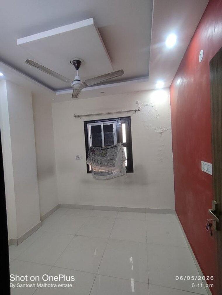 Bedroom, dwarka mor 2 Bedroom 55 Sq.Yd. Builder Floor In Dwarka Mor Delhi 10362865